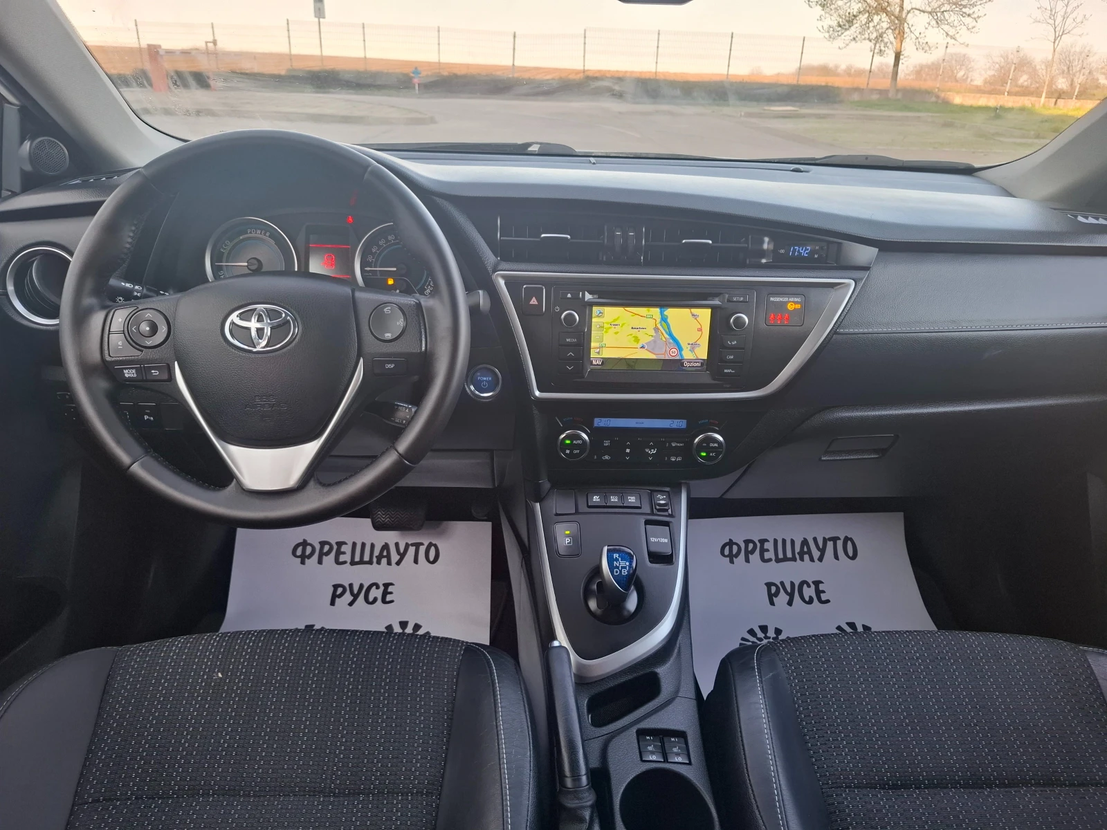 Toyota Auris 1.8HYBRID Navi ������ ������� | Mobile.bg � ����������� 9
