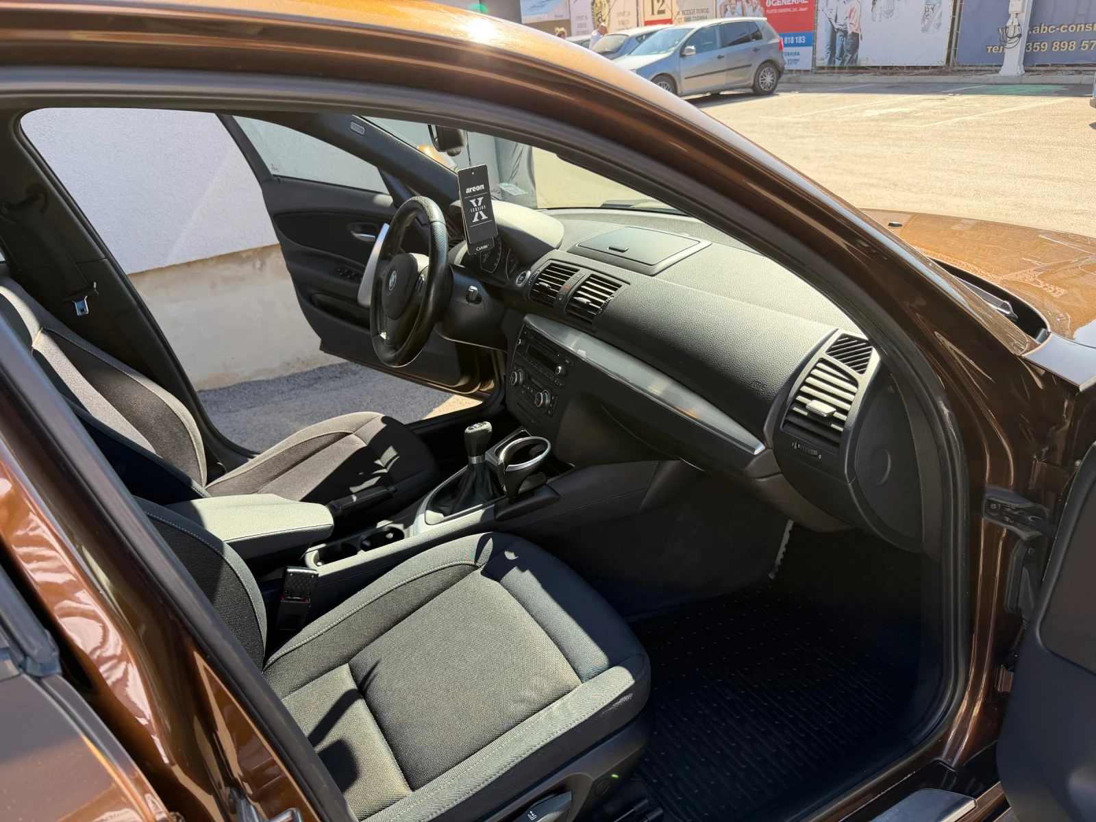 BMW 120, снимка 9 - Автомобили и джипове - 54701872