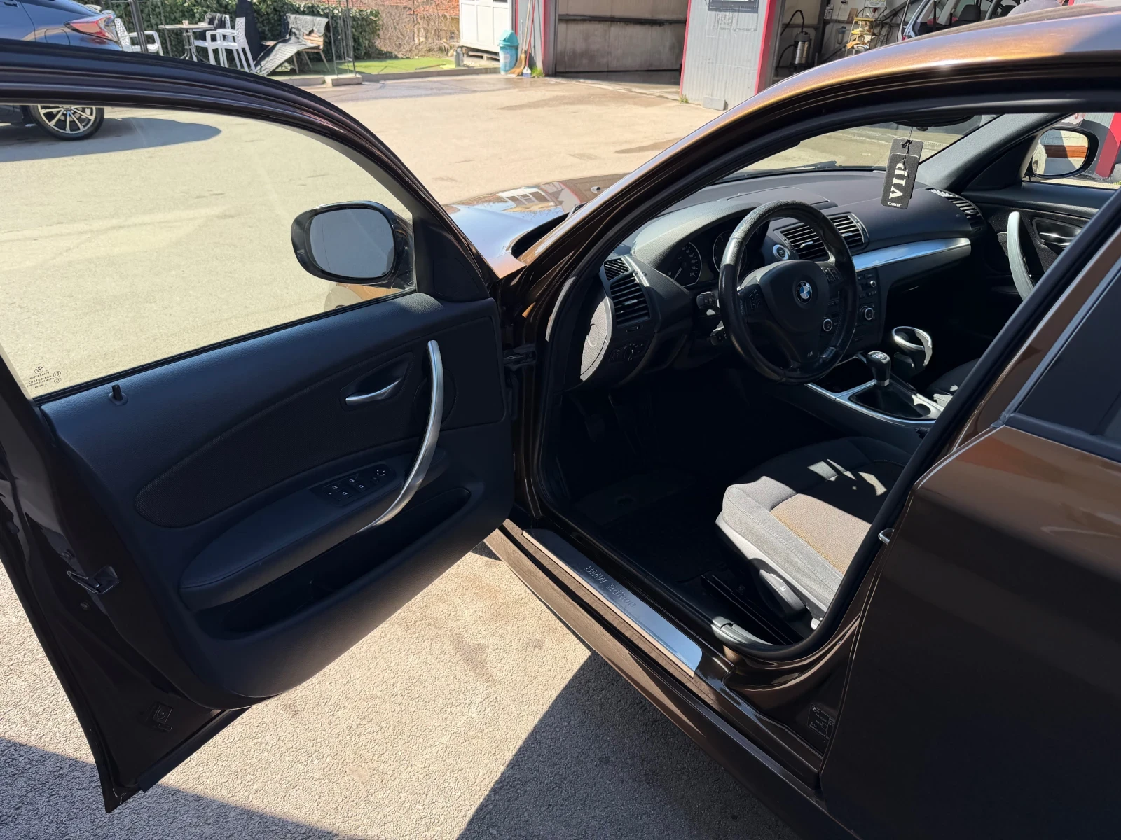 BMW 120, снимка 15 - Автомобили и джипове - 54701872