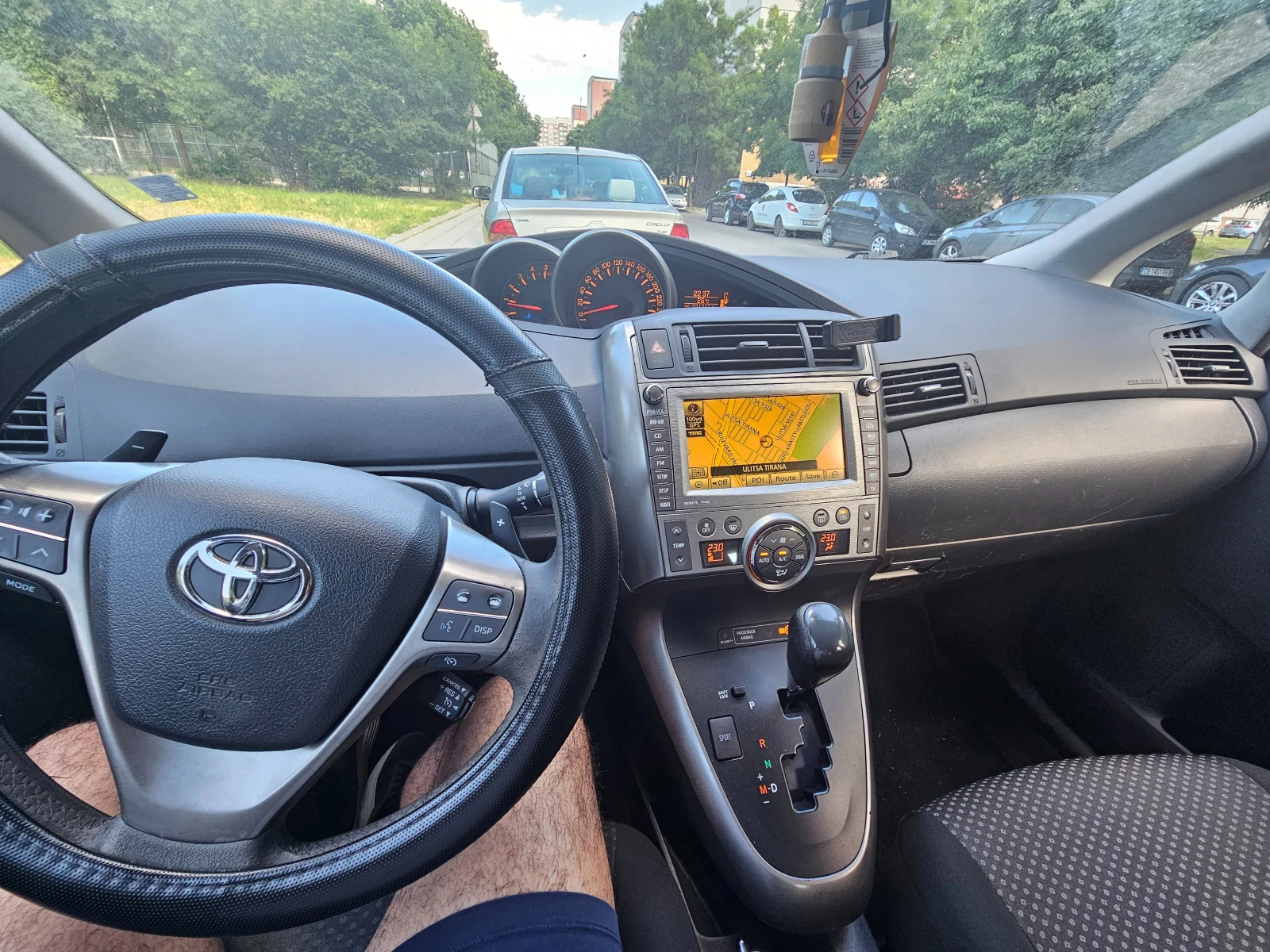 Toyota Verso, снимка 5 - Автомобили и джипове - 54729084