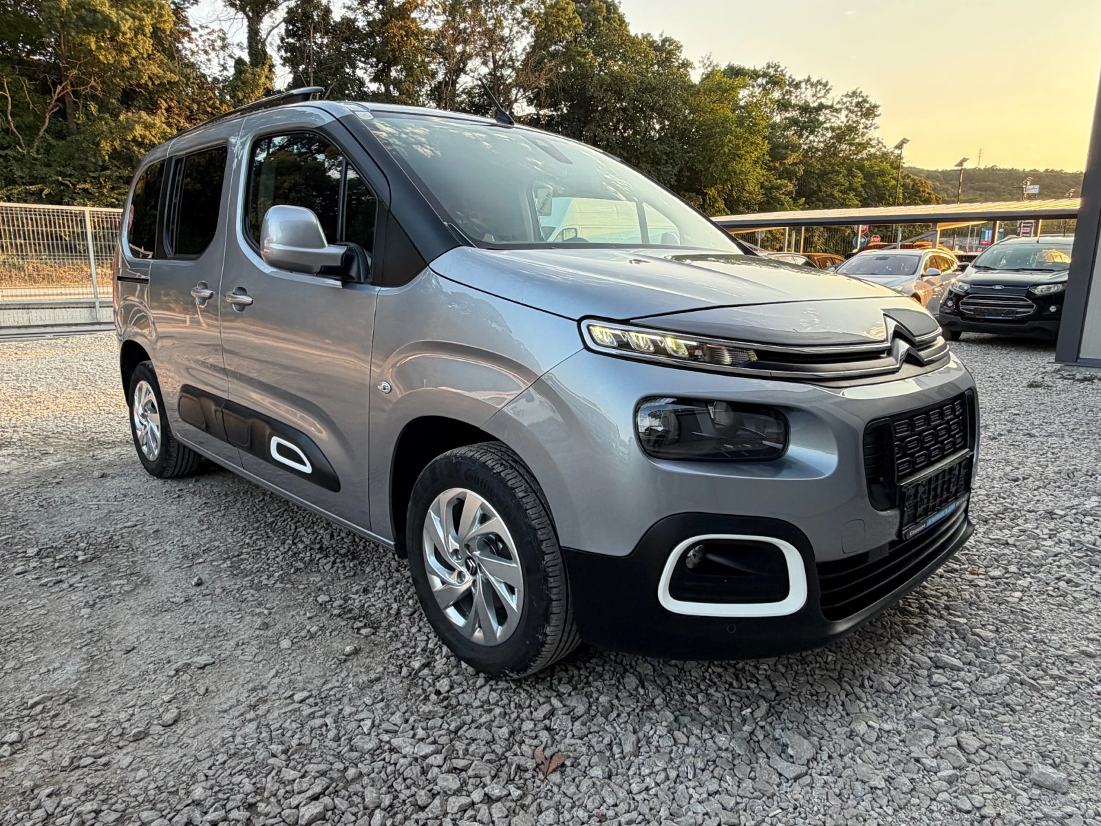 Citroen Berlingo HDI* MULTISPAIS* LED* KLIMATRONIK, снимка 3 - Автомобили и джипове - 55672216