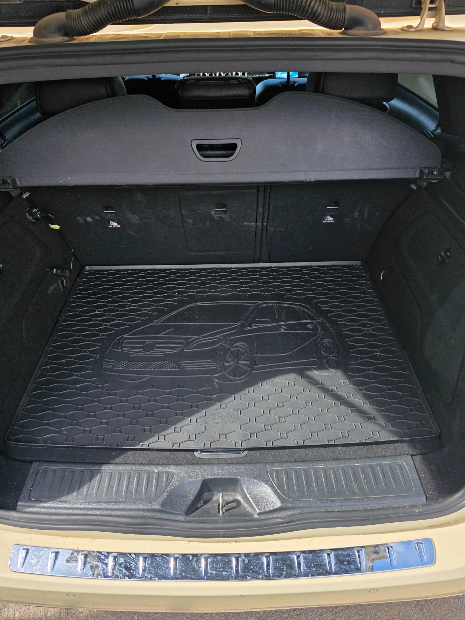 Mercedes-Benz B 180 W246 1.5CDI 109HP EURO 6B AUTOMATIC 7G (7DCT), снимка 9 - Автомобили и джипове - 56247355