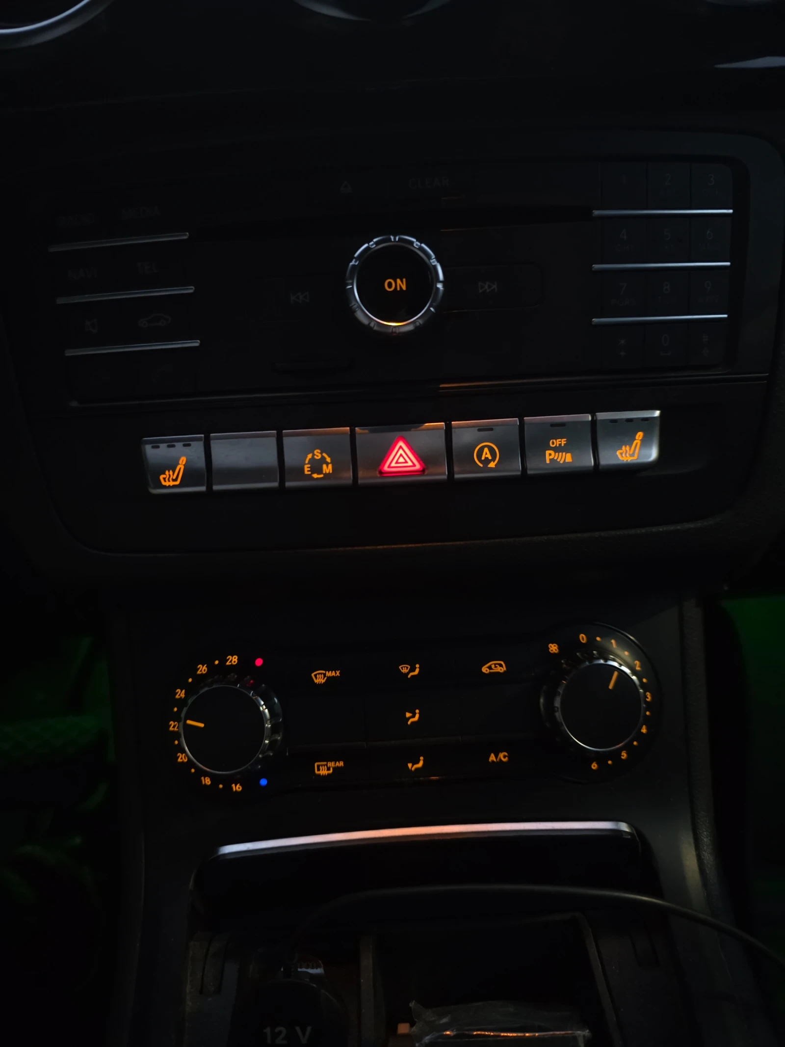 Mercedes-Benz B 180 W246 1.5CDI 109HP EURO 6B AUTOMATIC 7G (7DCT), снимка 15 - Автомобили и джипове - 56247355