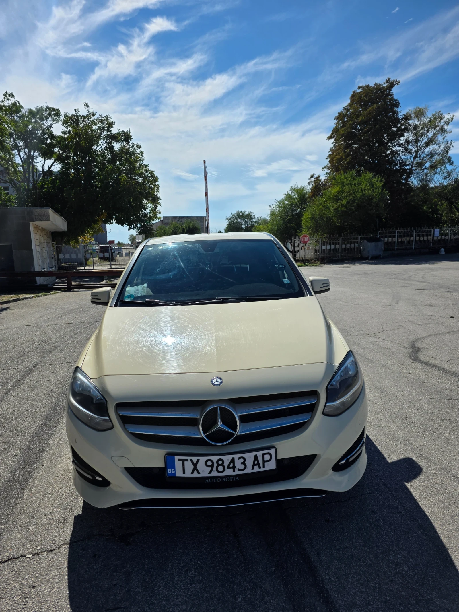 Mercedes-Benz B 180 W246 1.5CDI 109HP EURO 6B AUTOMATIC 7G (7DCT), снимка 11 - Автомобили и джипове - 56247355