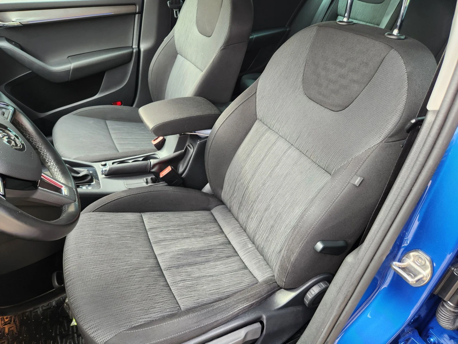 Skoda Octavia Първи собственик, снимка 10 - Автомобили и джипове - 56259093