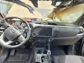 Toyota Hilux 2.4D, снимка 11