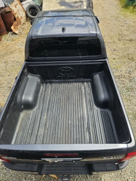 Toyota Hilux 2.4D, снимка 3