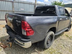 Toyota Hilux 2.4D, снимка 2