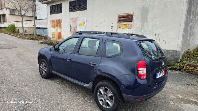 Dacia Duster 1.6i газ, снимка 5 - Автомобили и джипове - 48228534