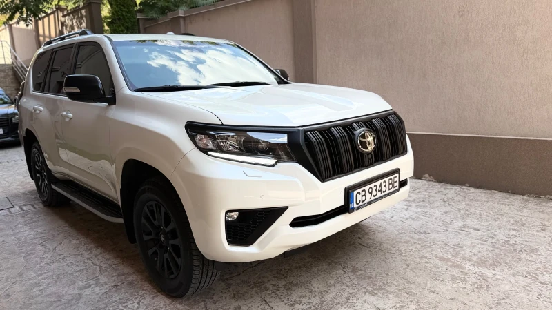 Toyota Land cruiser Special Edition, снимка 3 - Автомобили и джипове - 52161874