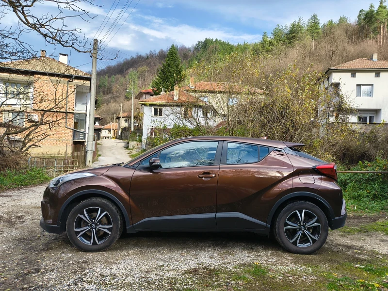 Toyota C-HR 4х4, автомат, бензин, 70 000 км.