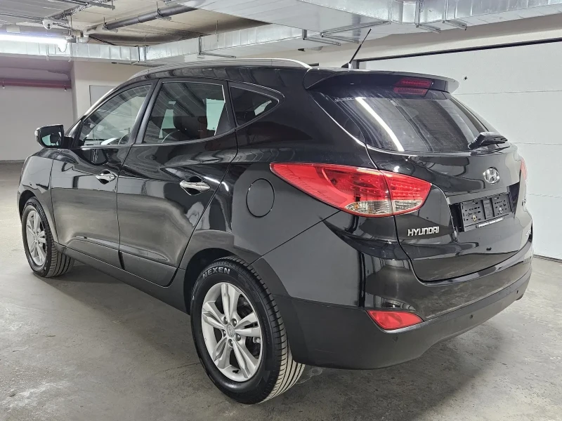 Hyundai IX35 2.0i AUTOMAT 4X4 163ps EURO5b 165573km, снимка 6 - Автомобили и джипове - 53141655