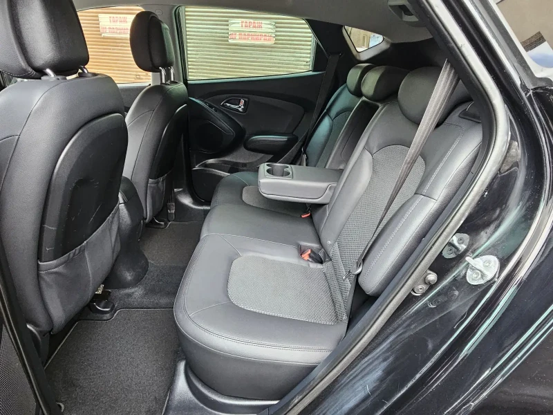 Hyundai IX35 2.0i AUTOMAT 4X4 163ps EURO5b 165573km, снимка 9 - Автомобили и джипове - 53141655