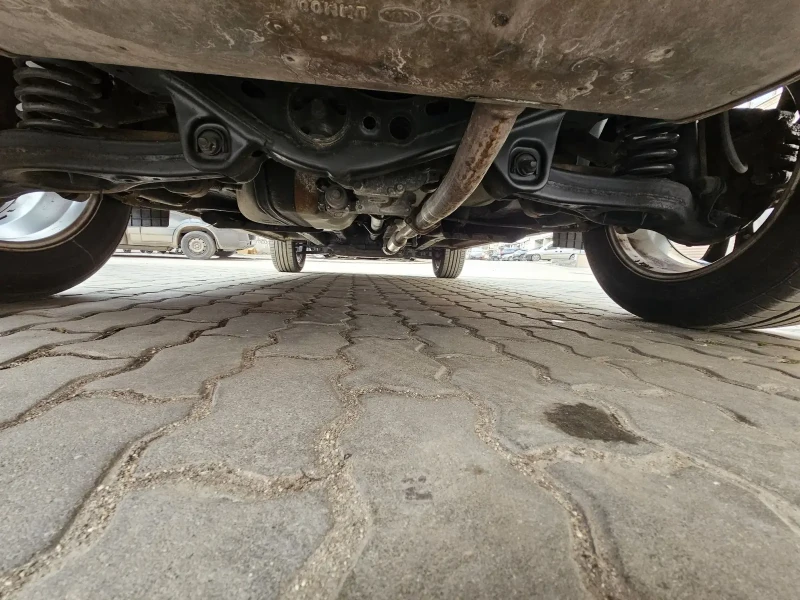 Hyundai IX35 2.0i AUTOMAT 4X4 163ps EURO5b 165573km, снимка 15 - Автомобили и джипове - 53141655