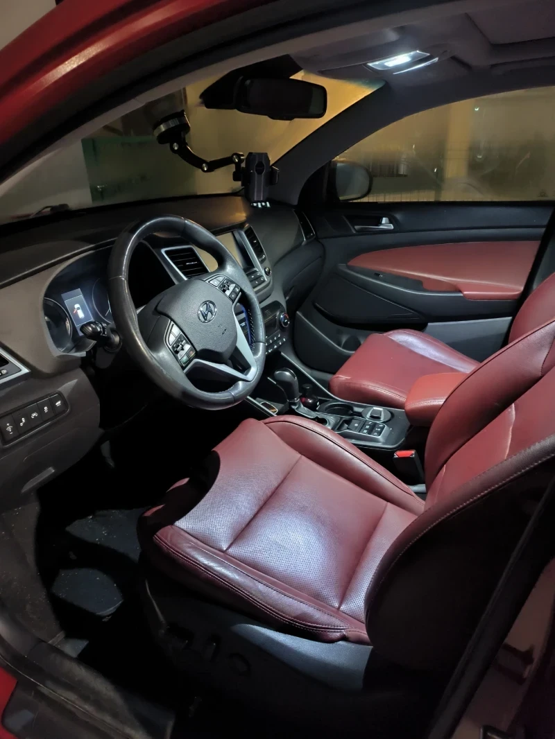 Hyundai Tucson T-GDI, снимка 12 - Автомобили и джипове - 53077451
