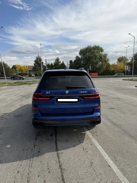 BMW X7 X7 M60i, снимка 2 - Автомобили и джипове - 56531594