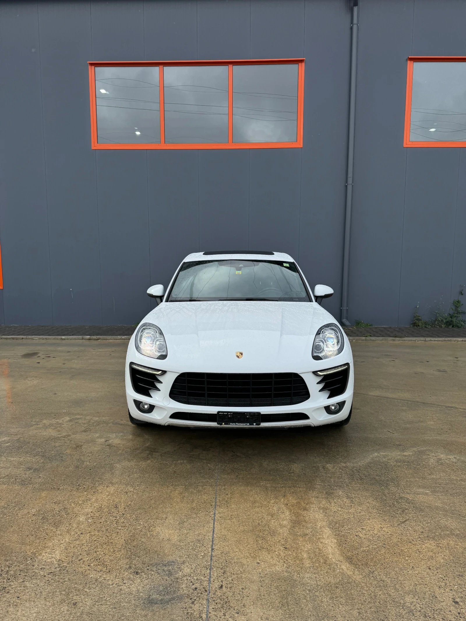 Porsche Macan Swiss Full - [1] 