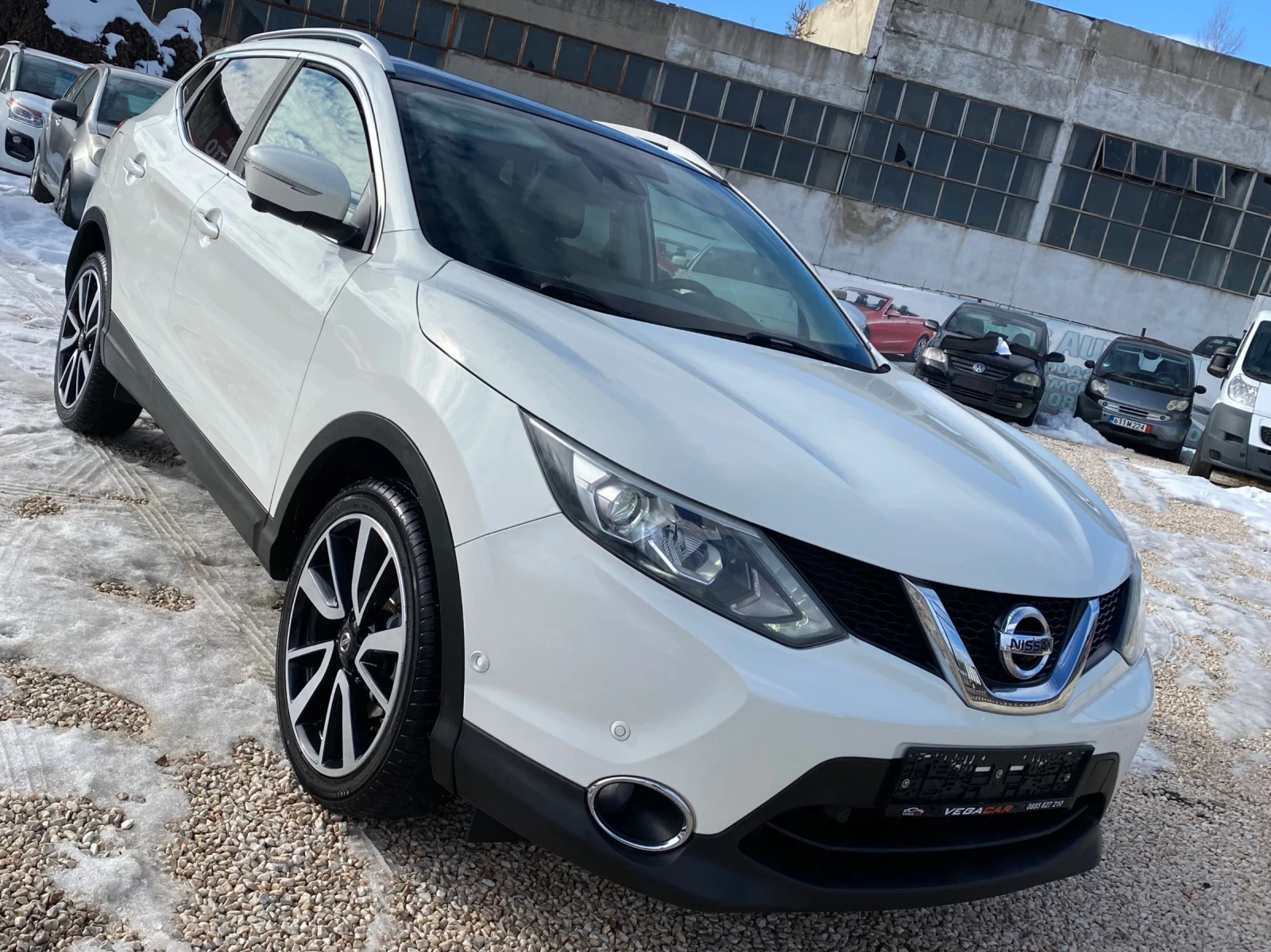 Nissan Qashqai 1.5DCI TEKNA /360/CAMERA/NAVI/PANORAMA/KEYLESS/NAV - изображение 3