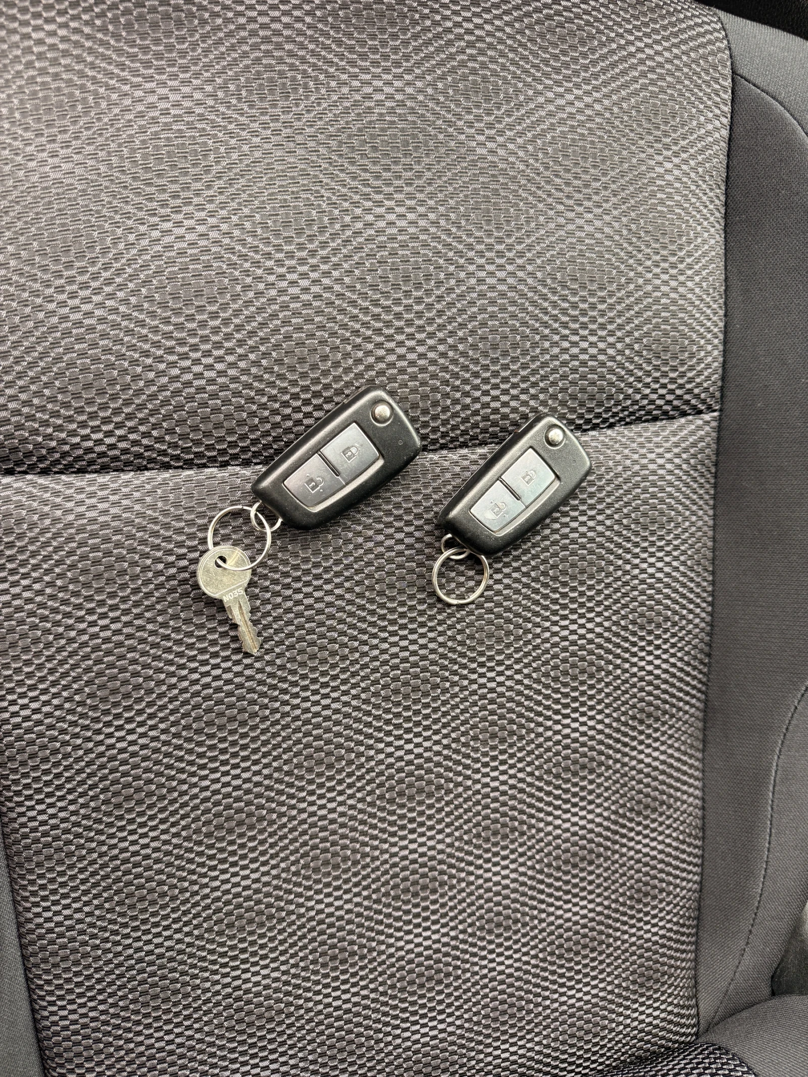 Nissan Qashqai 1.2i/116hp/Подгрев Седалки | Mobile.bg — изображение 17