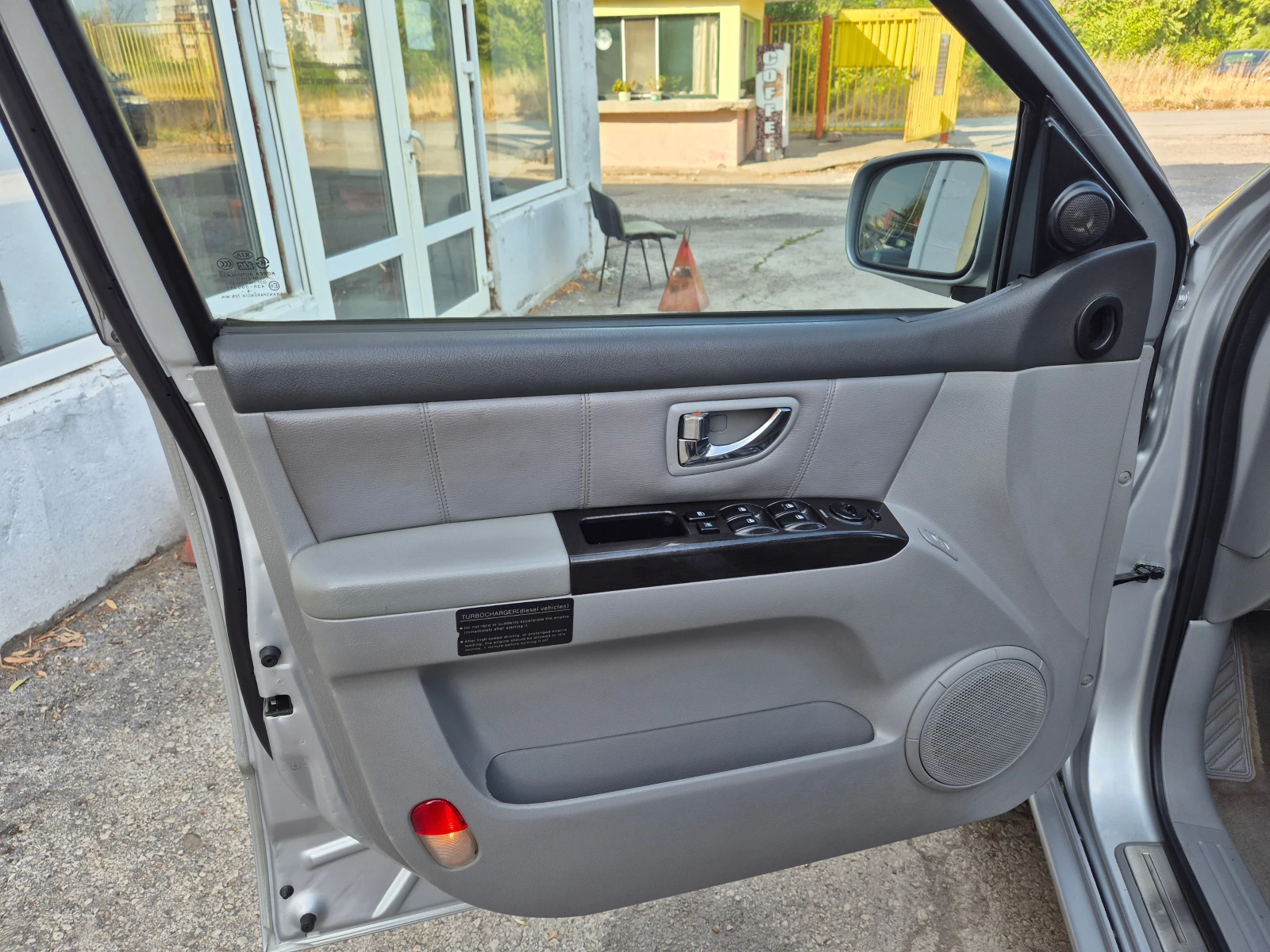 Kia Sorento 2.5 CRDI UNIKAT ITALY - изображение 9