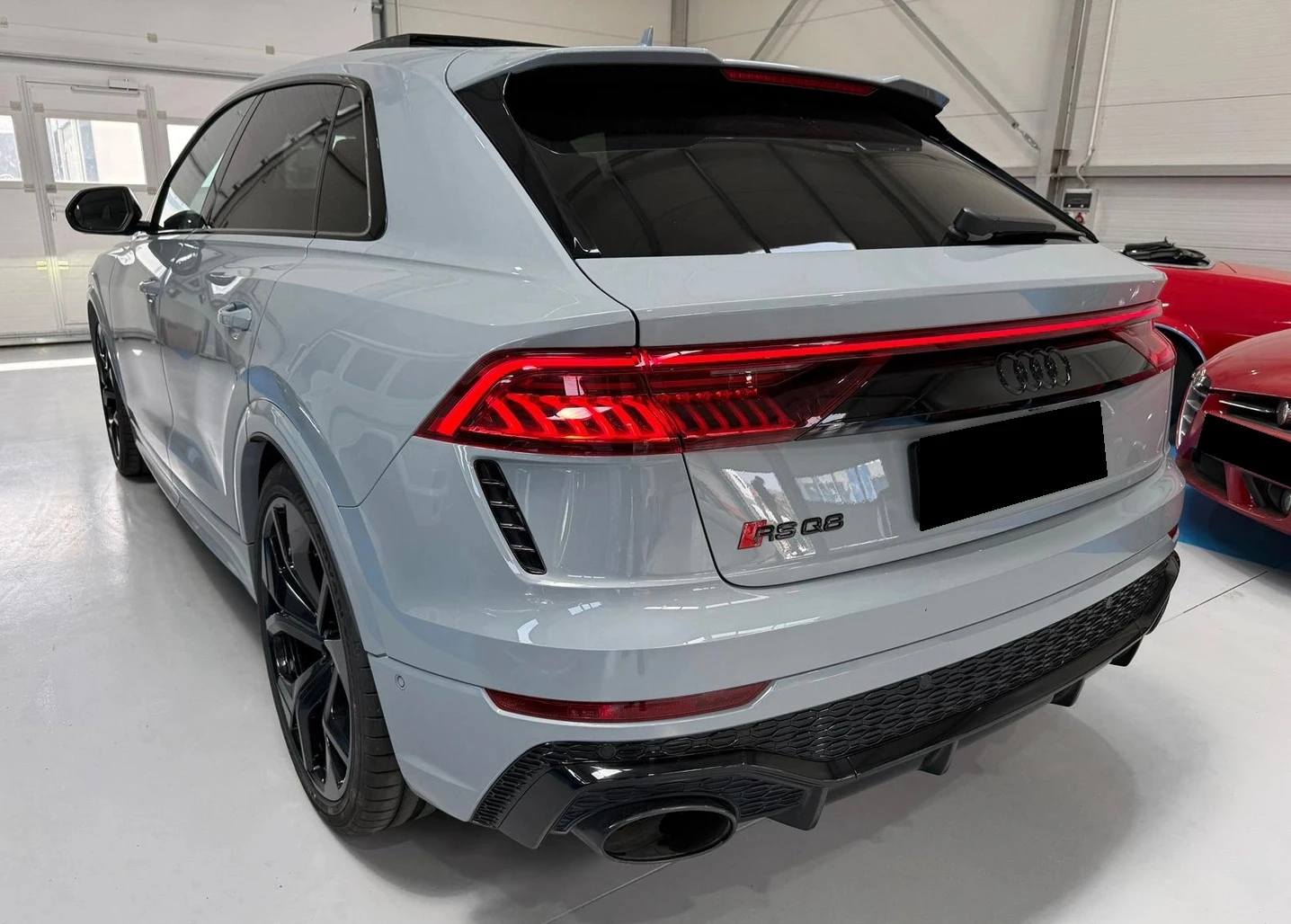 Audi RSQ8 Quattro 4.0, снимка 4 - Автомобили и джипове - 54835065