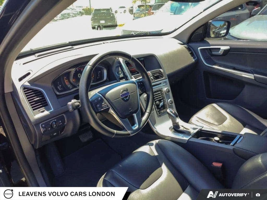 Volvo XC60 * T6 | AWD | Safety Certified | New Brakes * CARFA, снимка 13 - Автомобили и джипове - 54919058