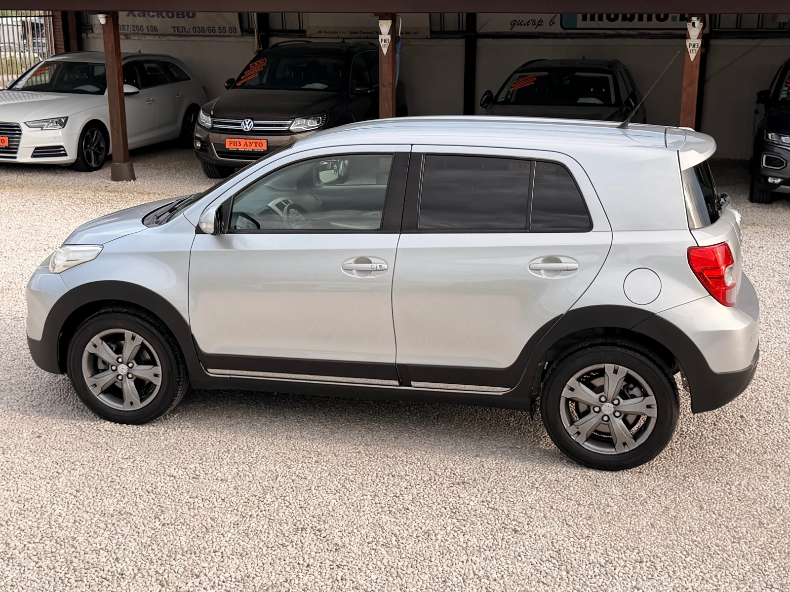 Toyota Urban Cruiser 1.4D4D* 6sk* 90ks* KEYLESS* LIZING, снимка 12 - Автомобили и джипове - 54954379