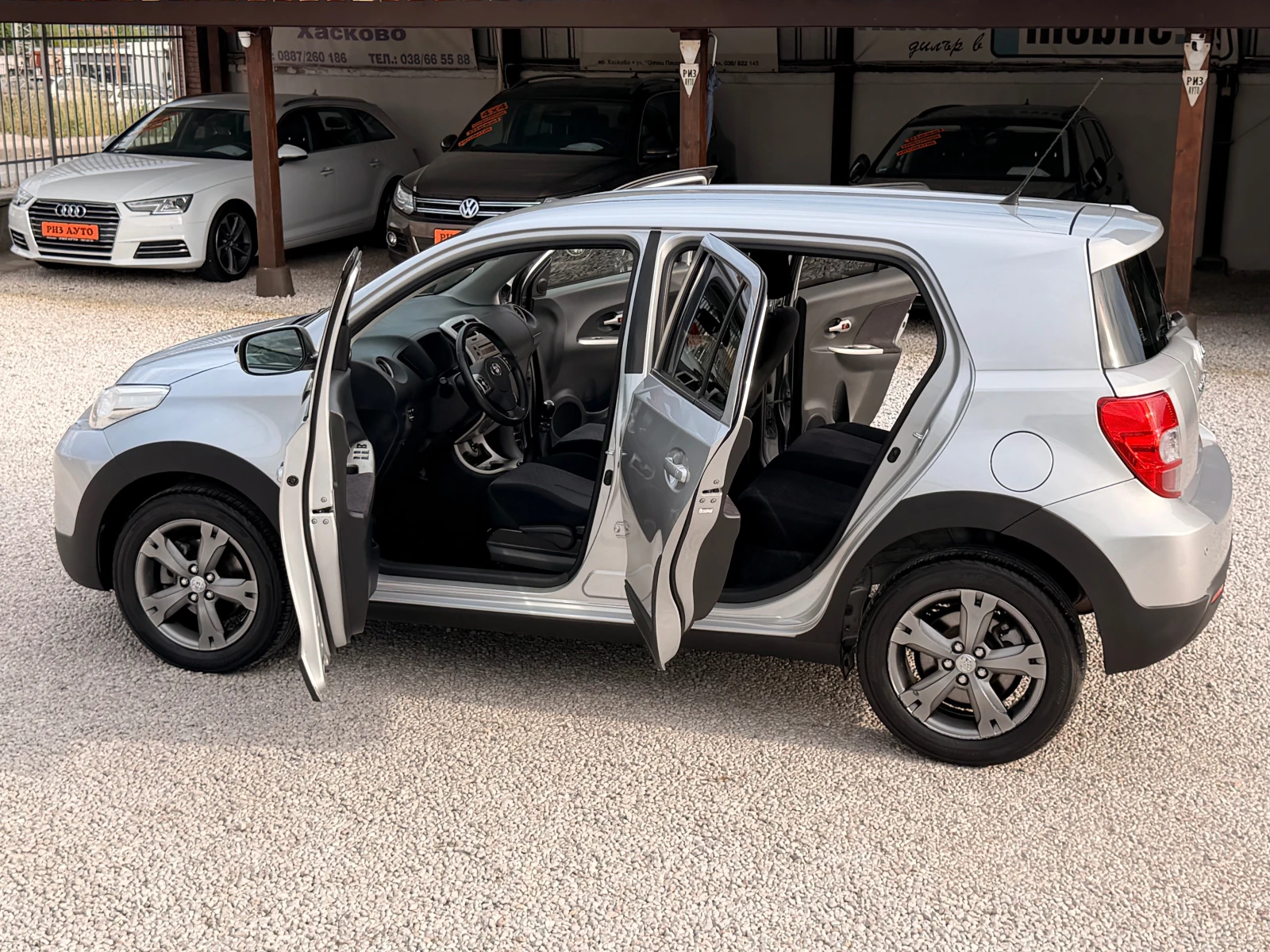 Toyota Urban Cruiser 1.4D4D* 6sk* 90ks* KEYLESS* LIZING, снимка 10 - Автомобили и джипове - 54954379