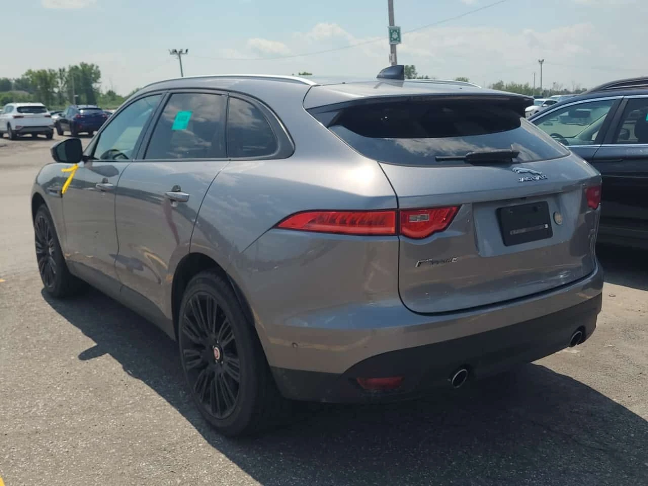 Jaguar F-PACE * PRESTIGE * CARFAX * ЦЕНА ДО БГ, снимка 4 - Автомобили и джипове - 55264556