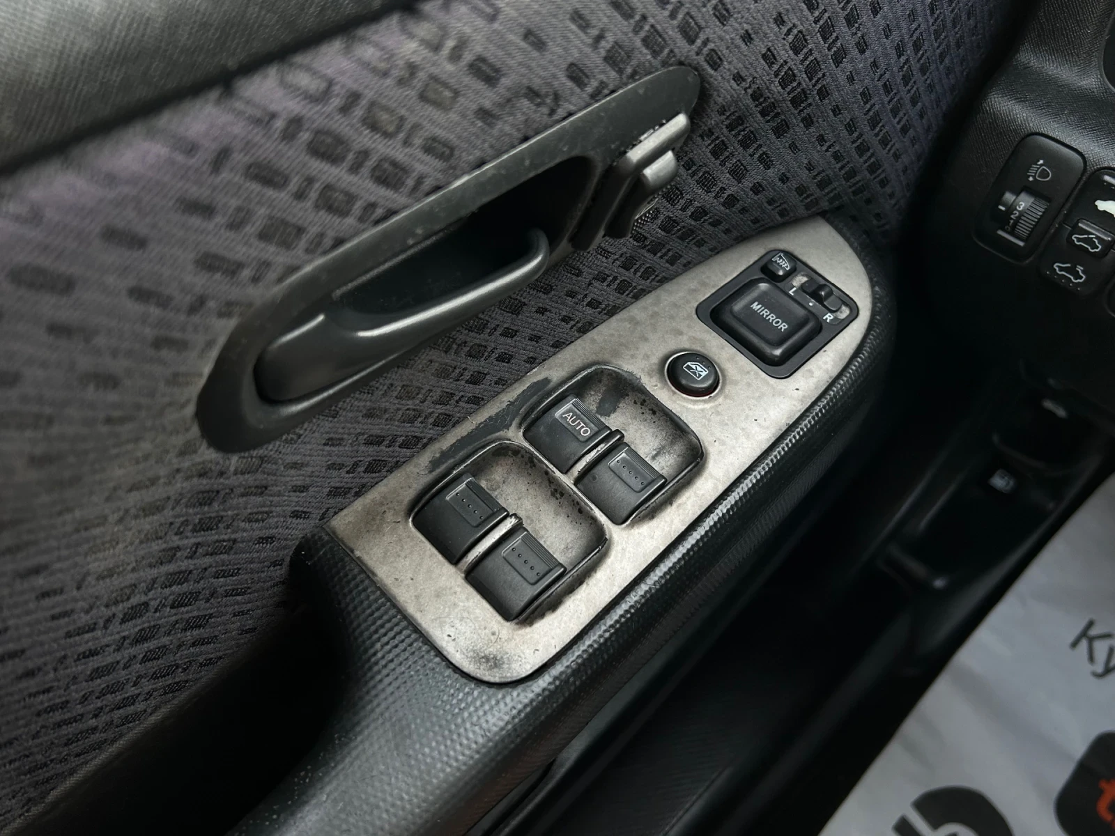 Honda Cr-v 2.0i КЛИМАТИК, снимка 11 - Автомобили и джипове - 55559999