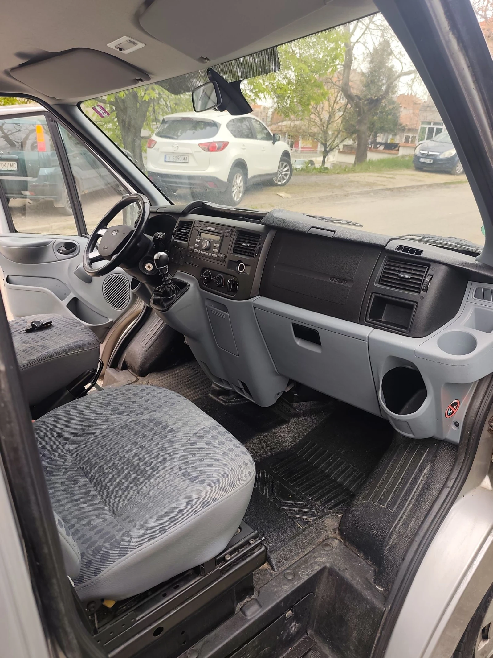 Ford Transit Двойна кабина T280, снимка 11 - Бусове и автобуси - 54220302