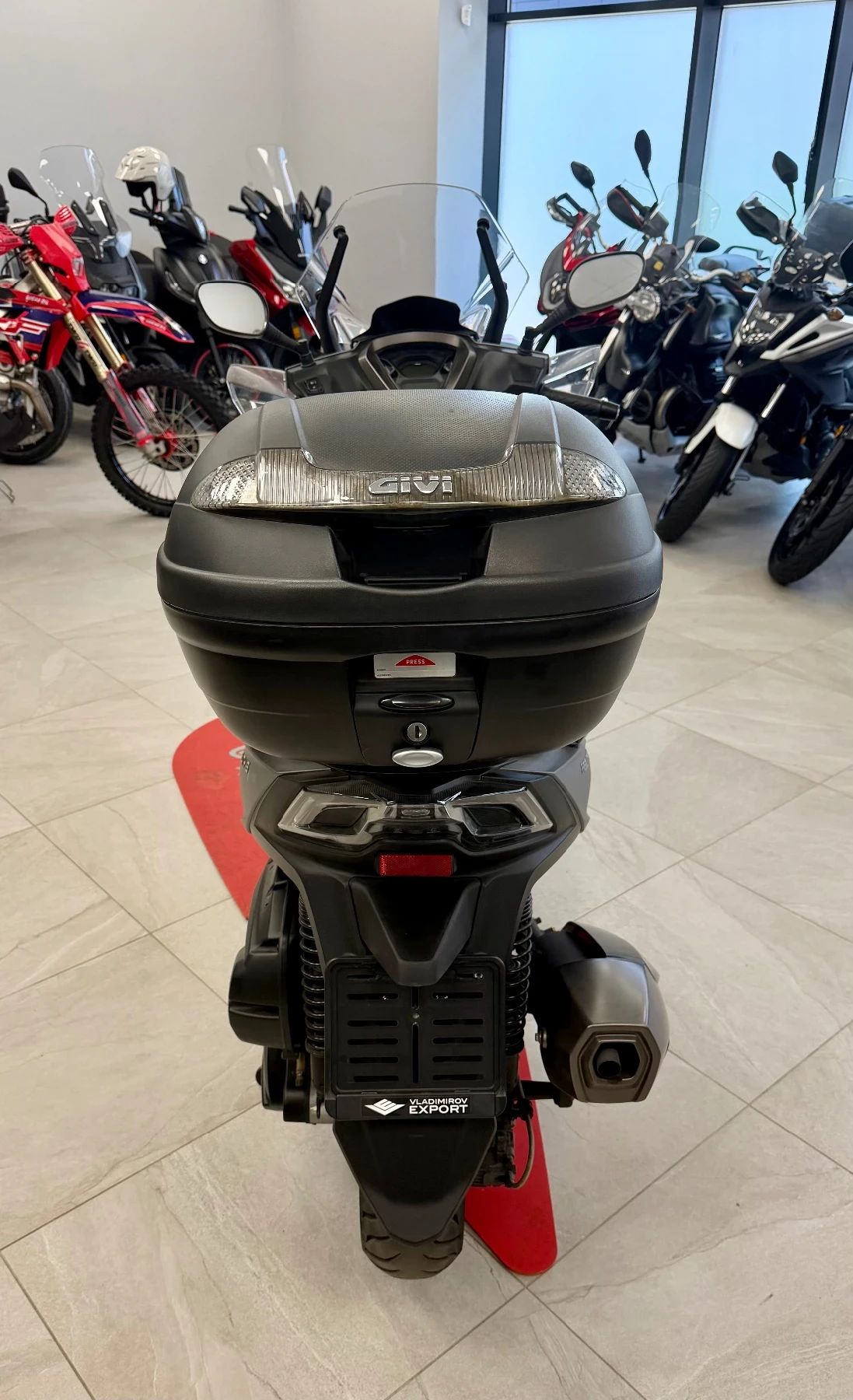 Kymco Agility R16 300 ABS - 80 евро/месец, снимка 4 - Мотоциклети и мототехника - 55572019