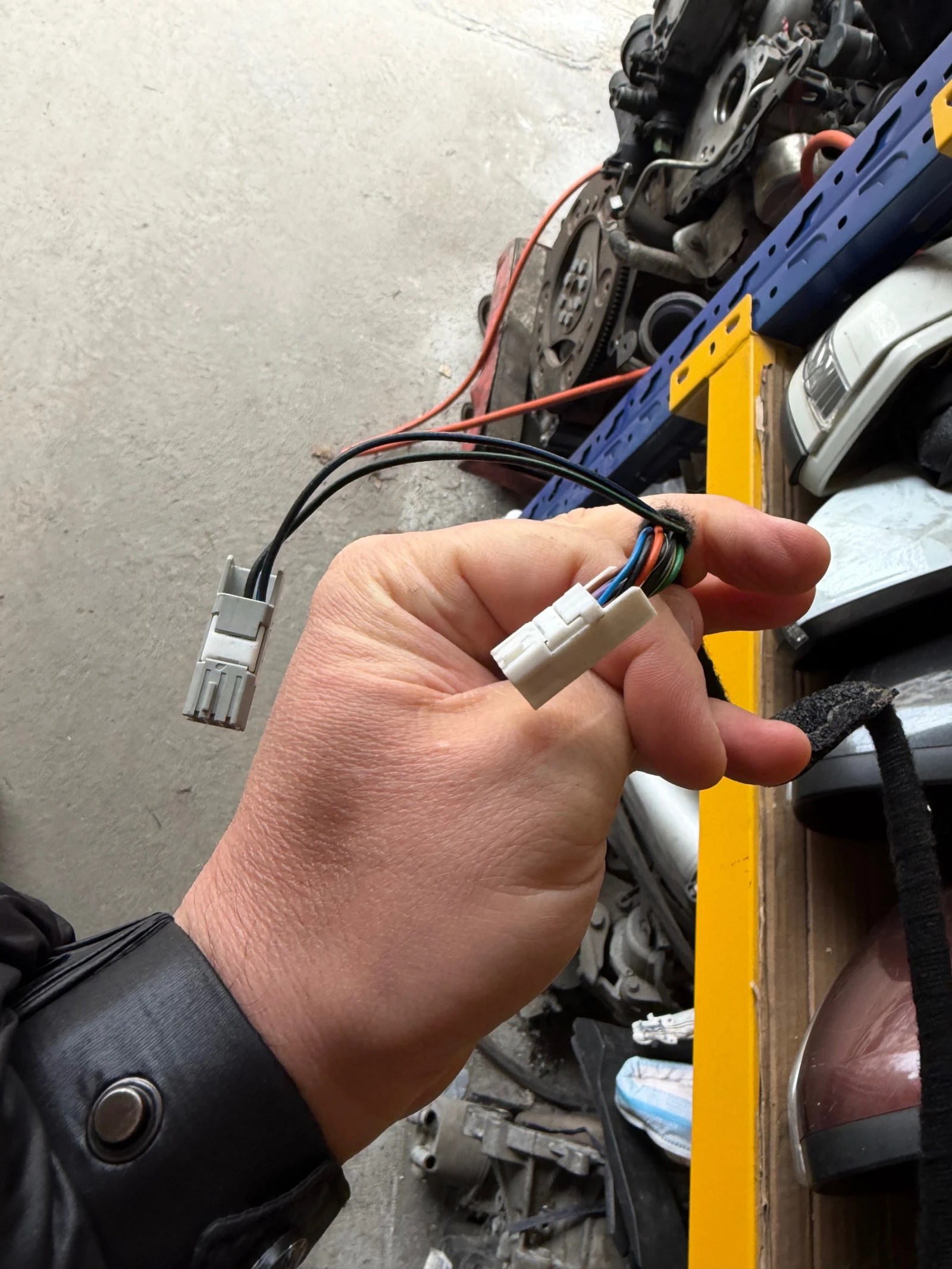 Mazda3 2024г ляво огледало, снимка 6 - Части - 53893913