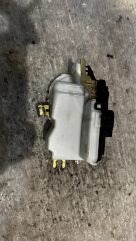 Нова Брава за врата на Seat Ibiza - 6K3837015 / 1H1862154