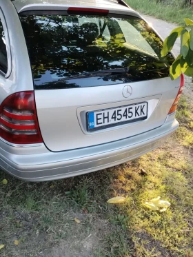 Mercedes-Benz C 220, снимка 2