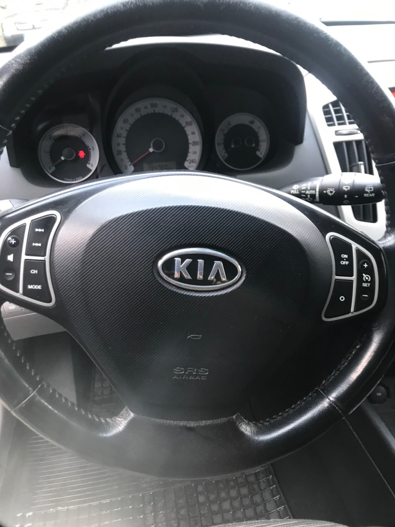 Kia Ceed, снимка 9 - Автомобили и джипове - 44620787