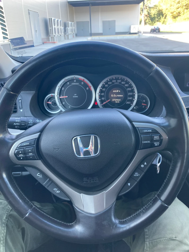 Honda Accord 2.2D Executive , снимка 5 - Автомобили и джипове - 47376798