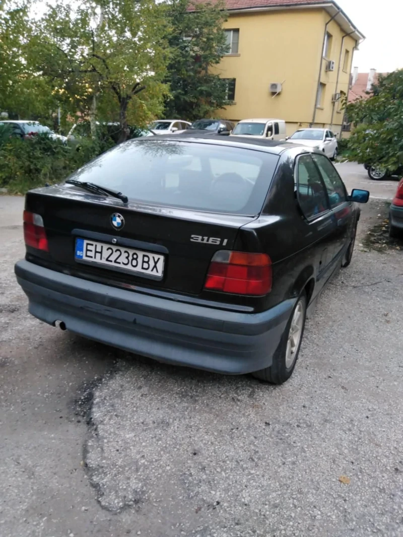 BMW 316 I, снимка 2 - Автомобили и джипове - 47770539