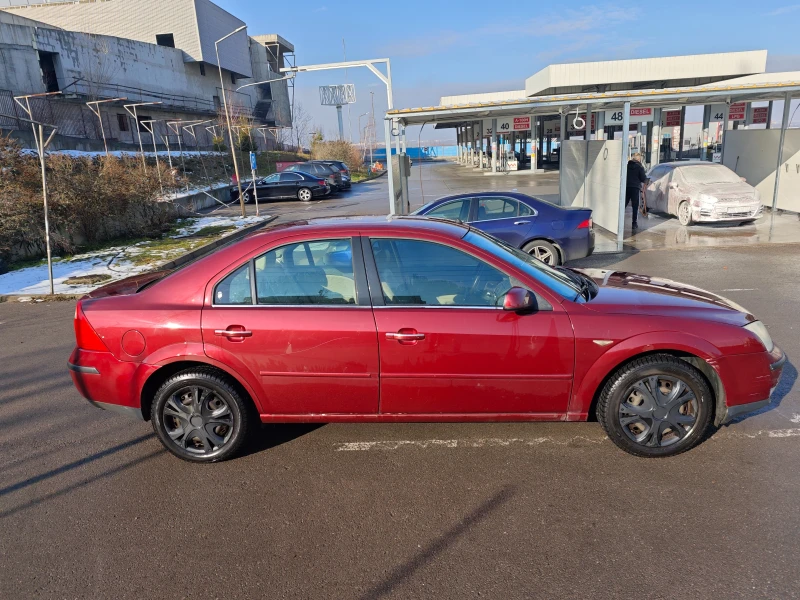 Ford Mondeo 1. 8 SCi Ghia, снимка 5 - Автомобили и джипове - 48813212