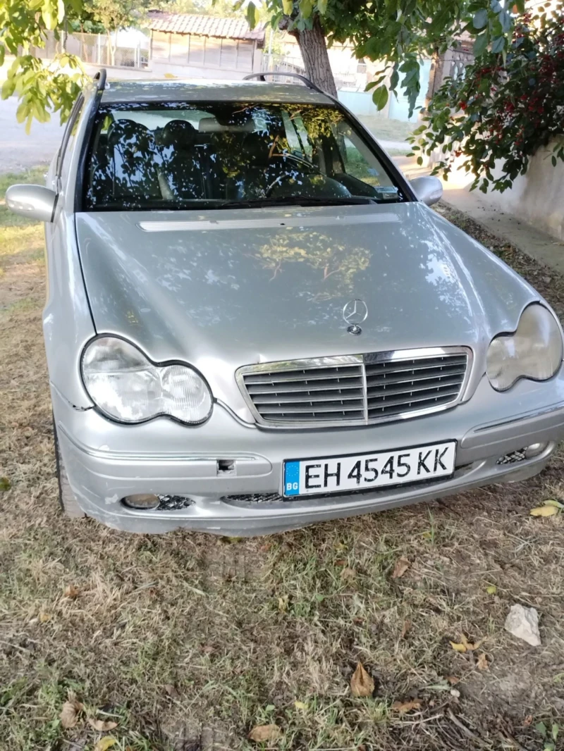 Mercedes-Benz C 220, снимка 1 - Автомобили и джипове - 48877778