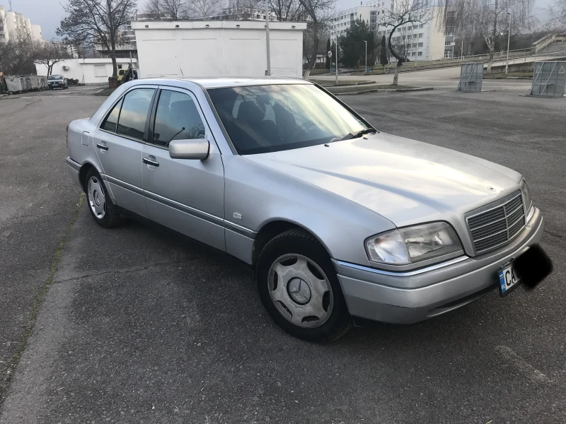 Mercedes-Benz C 180 Elegance GAZ, снимка 2 - Автомобили и джипове - 48954176