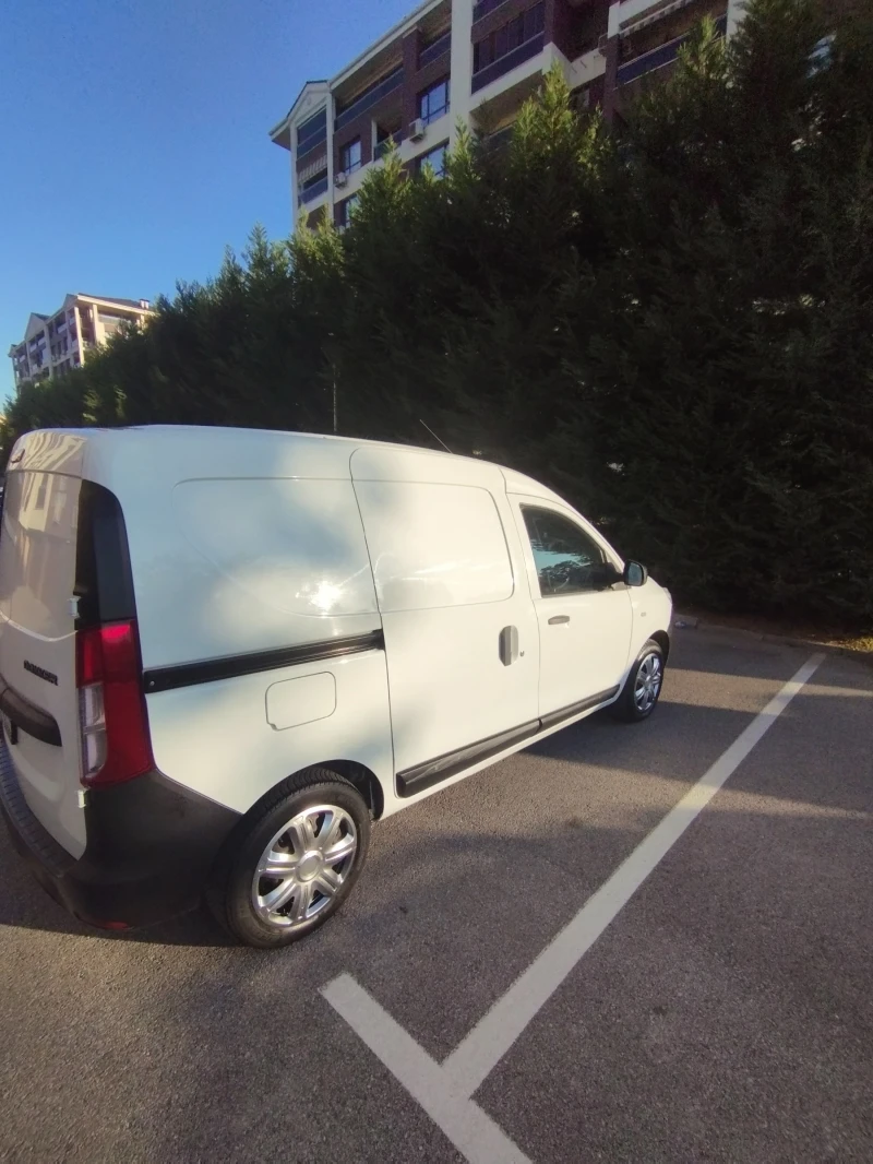 Dacia Dokker, снимка 3 - Автомобили и джипове - 51800967