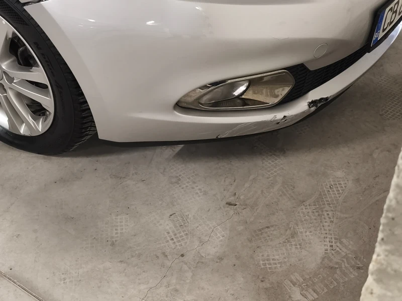 Kia Ceed 1.6 бензин , 135hp Автомат, снимка 9 - Автомобили и джипове - 53060925