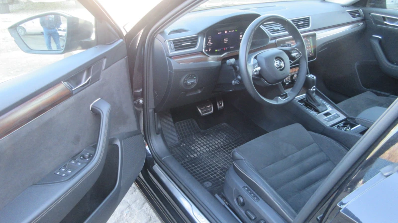 Skoda Superb SCOUT-2.0-TDI-4X4-FULL MAX-BLACK EDITION, снимка 8 - Автомобили и джипове - 52750316