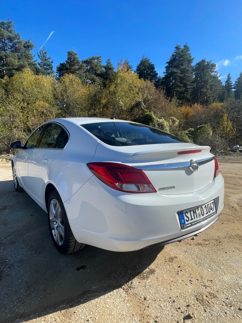 Opel Insignia, снимка 3 - Автомобили и джипове - 53372226