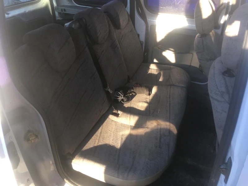 Renault Kangoo 1.5dci, снимка 6 - Автомобили и джипове - 10140555