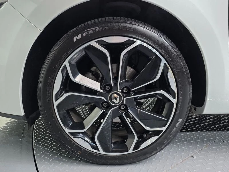 Renault Clio Intens| 90к.с., снимка 5 - Автомобили и джипове - 56428303