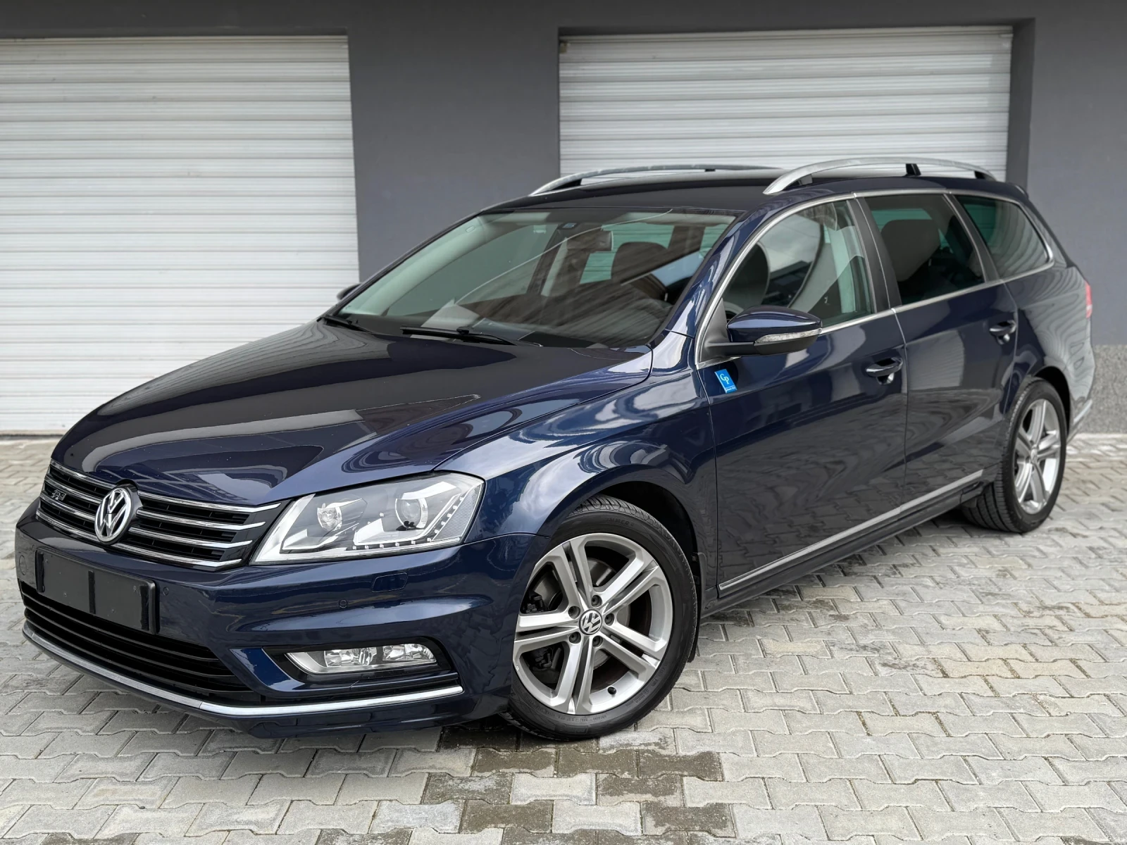VW Passat R-LINE* DSG* LED* 4M, снимка 1