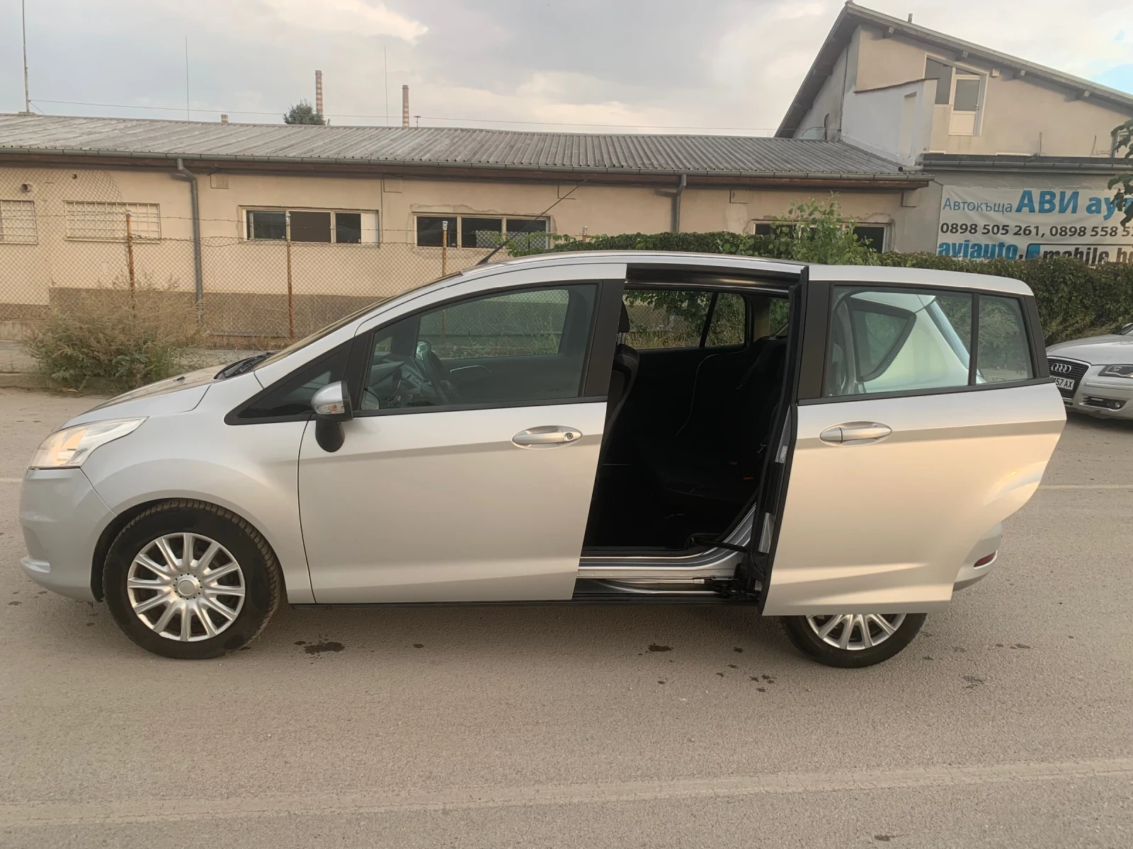 Ford B-Max EURO6, 2016 1.5TDCI, КАТО НОВ - изображение 4