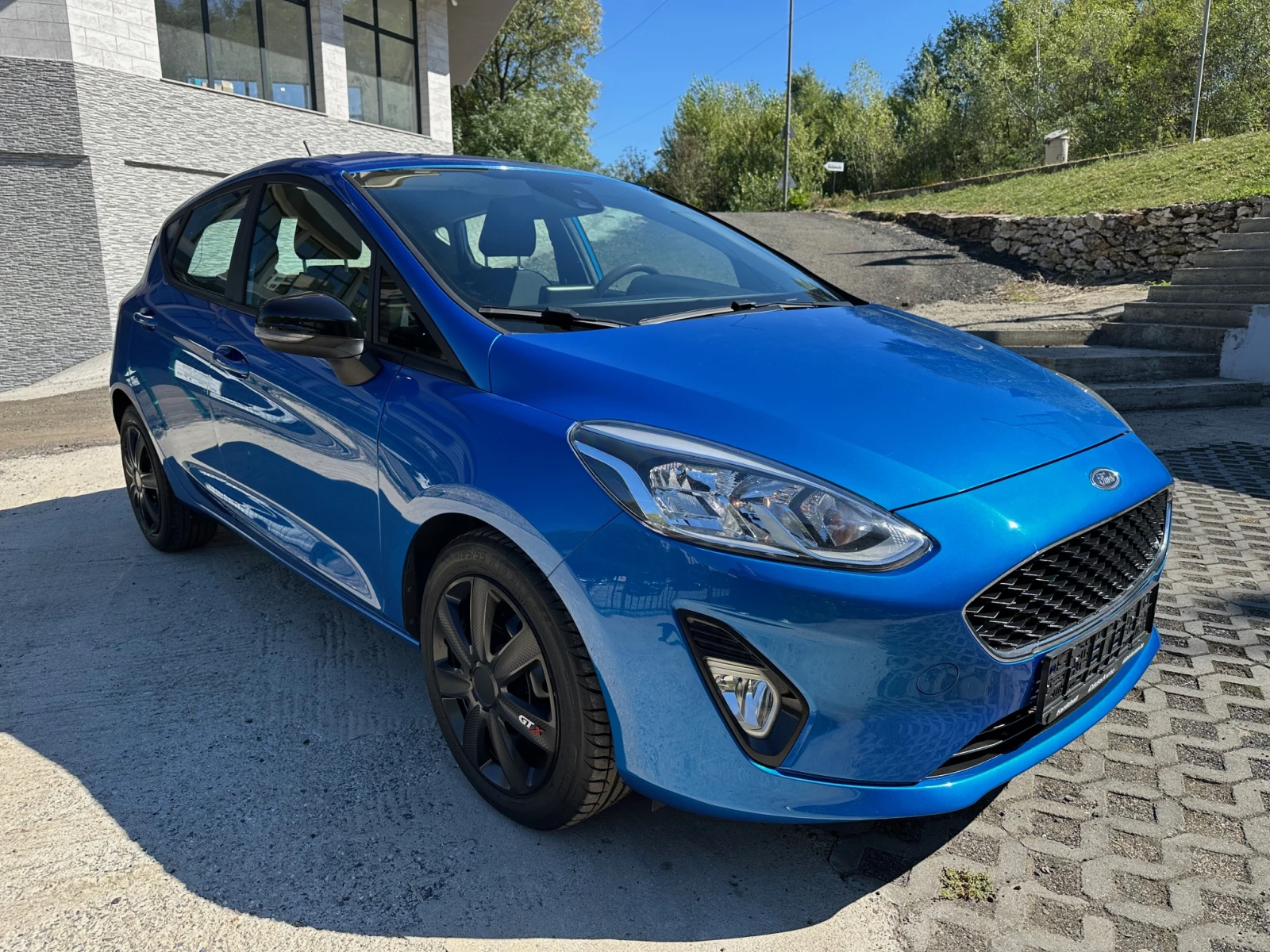 Ford Fiesta 1.1 АГУ - изображение 2